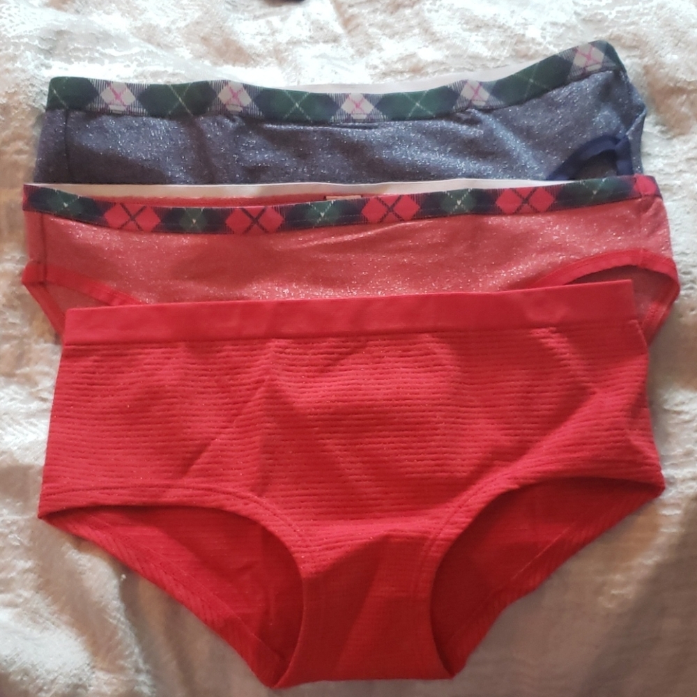 Victoria's secret panties (set of 3)